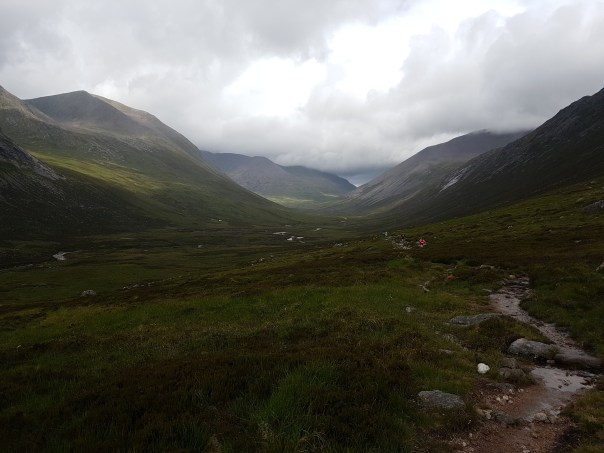 06 Along the Lairig Ghru